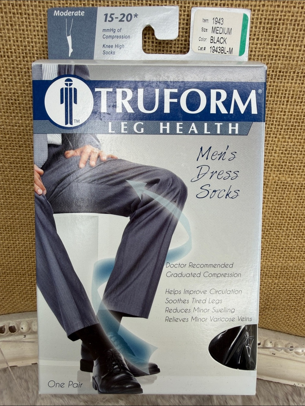 Truform Men's Dress Compression Socks - Black (Medium)